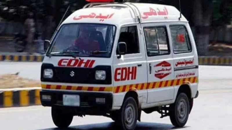 12 killed, more than 20 injured in van-coach collision in Othal, Lasbela district