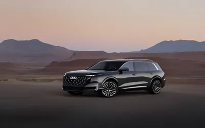 Audi Q9 debuts world-first curved OLED taillights 