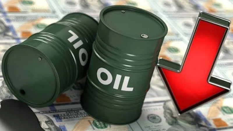 Oil prices fall as hopes for U.S.-Iran talks ease supply fears