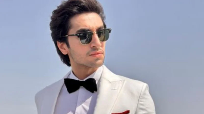 Hamza Sohail to Debut on Netflix with New Romantic Comedy