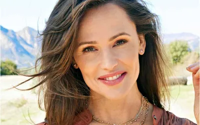 Who is Jennifer Garner? A Closer Look at American Actress