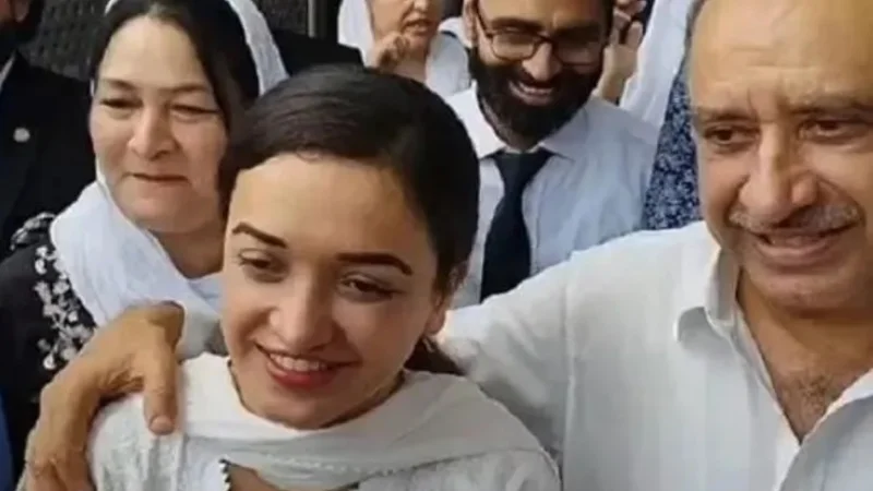 PHC grants 10-day bail to Sanam Javed