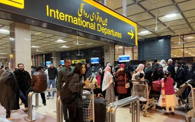 Over 3.27 Million Pakistanis Moved Abroad in Past 5 Years