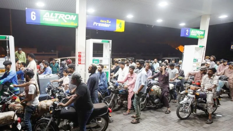Pakistan petrol prices are expected to drop - September 16, 2024