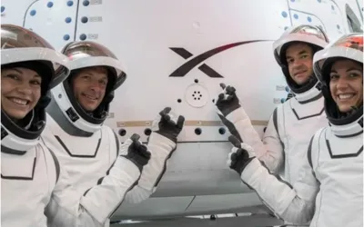 SpaceX achieves milestone with first Spacewalks by private citizens