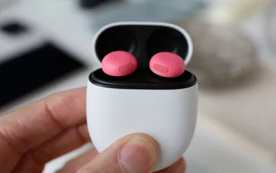 Google bringing Gemini AI to older Pixel Buds