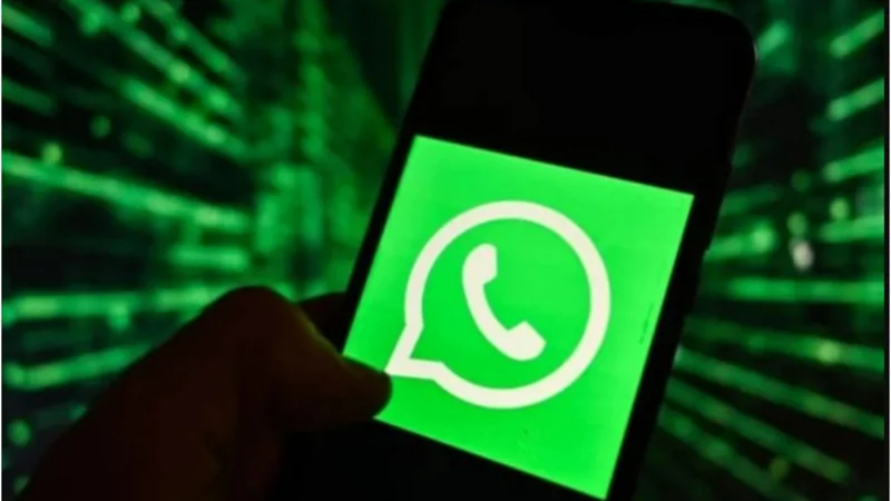 WhatsApp launches voice message transcription feature