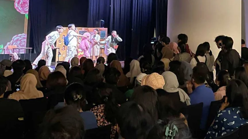 Songs of Silence: First deaf musical organized in Indonesia featuring young deaf artists