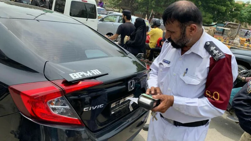Sindh to launch crackdown against vehicles with fake number plates