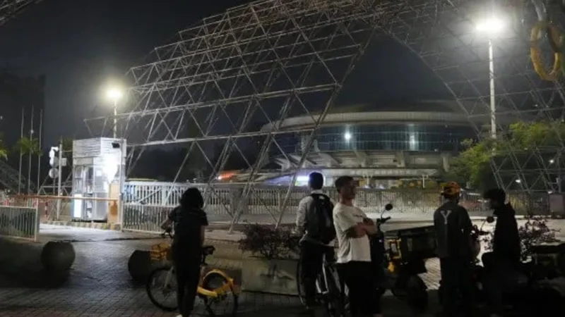 35 killed as driver targets crowd in rage over divorce settlement in China