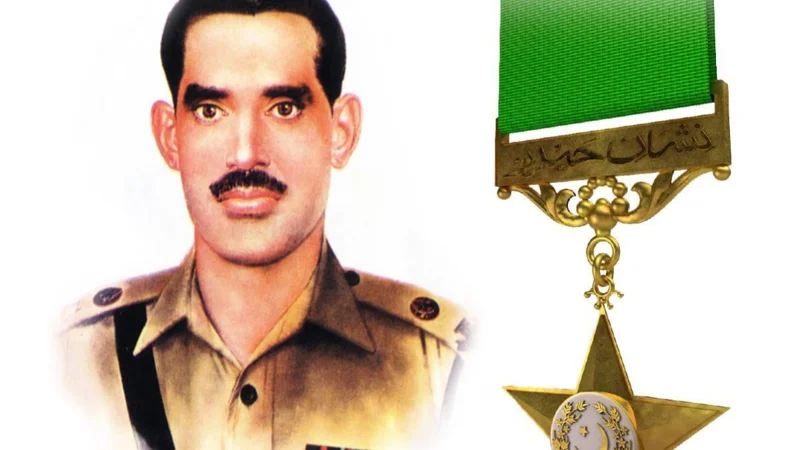 President, PM, CJCSC pay tribute to Major Akarm Shaheed