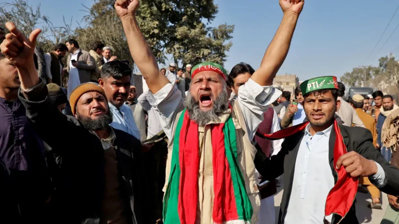 PTI’s protest badly affecting business activities in KP: SCCI chief