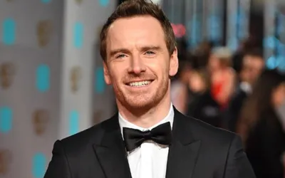 Michael Fassbender shares near-death experience, calls pop group’s music a ‘Good Soundtrack’