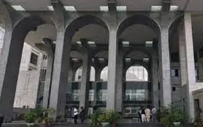IHC issues notice to Pemra regarding ban on court coverage