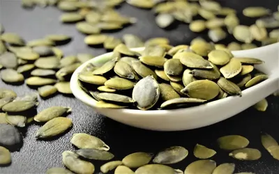 10 amazing health benefits of pumpkin seeds