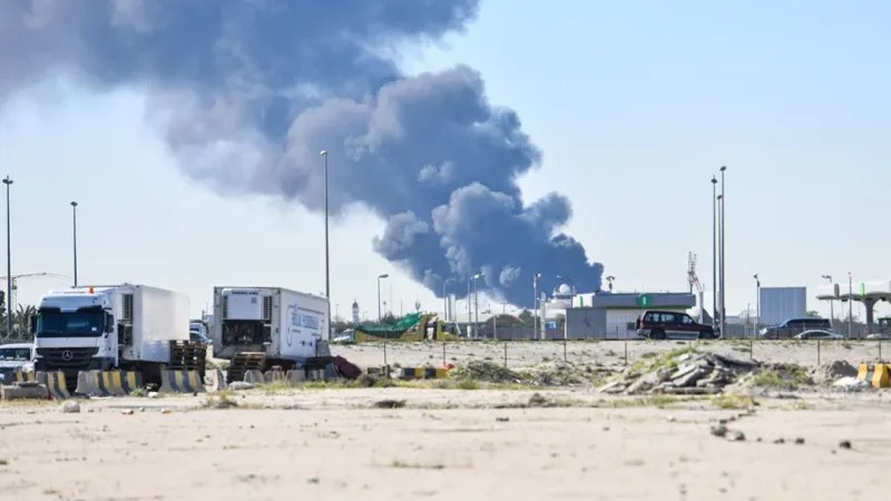 AA-20260401-40981431-40981430-IRANIAN_DRONE_ATTACK_TARGETS_FUEL_TANKS_AT_KUWAIT_AIRPORT