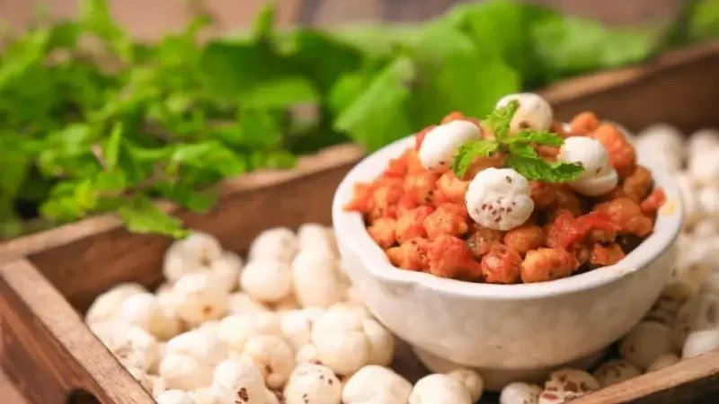 Makhana or roasted chickpeas: Best for weight loss?