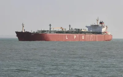 Tehran eyes toll on vessels passing strategic Strait of Hormuz