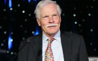 Ted Turner, Who revolutionized 24-hour news, dies at 87