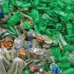 UNEP committee seeks global strategy to curb plastic pollution