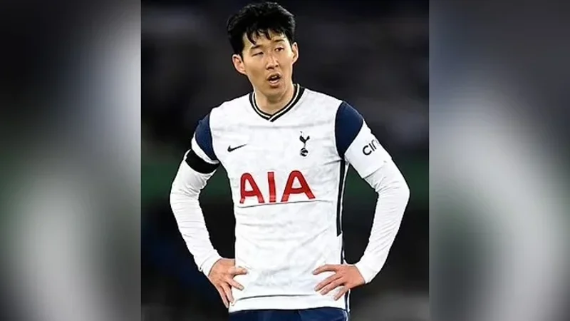 Footballer Son Heung