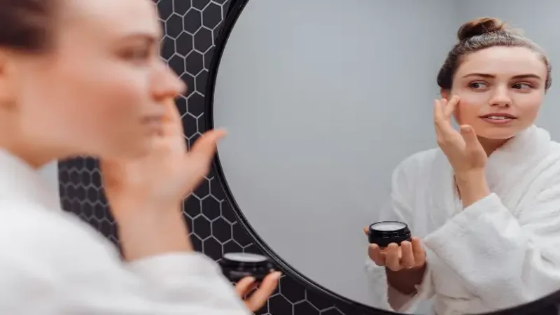 5-Minute morning skincare routine for glowing skin