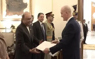 Newly Appointed Envoys of Four Countries Present Credentials to President Zardari