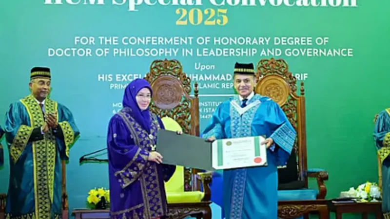 Prime Minister Shehbaz Sharif honored with doctorate degree in Malaysia