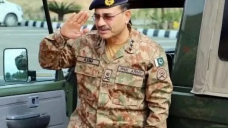 Field Marshal Syed Asim Munir Visits Pak-Afghan border to encourages soldiers at frontline posts