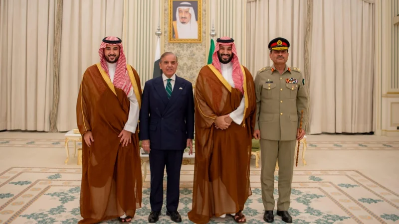 Shehbaz Sharif & Mohammed bin Salman discuss Palestine issue, agree to boost Pak-Saudi defence cooperation