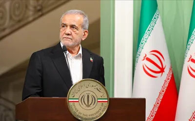 Iranian President welcomes Pakistan-Saudi Defense Pact, calls for regional security framework