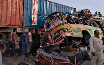 Traffic accidents claim 546 lives in Karachi in 2025