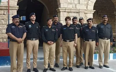 Government opens 3,000+ new jobs for police department